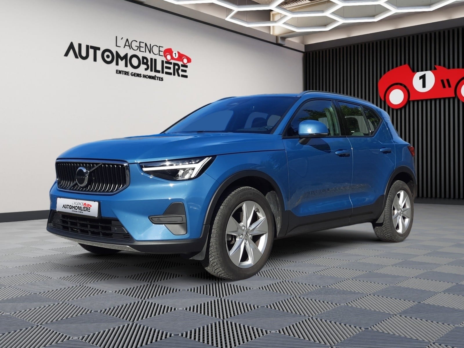Volvo XC40 XC40 2.0 B3 MHEV Core DCT Core 2.0i 163Ch/ Garantie 12 Mois