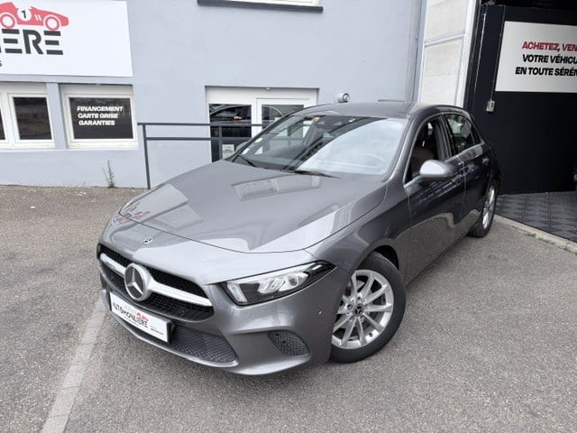 Mercedes-Benz Classe A 180 d 1.5 7G-DCT 116 Progressive Line Carplay - Attelage - Caméra 360